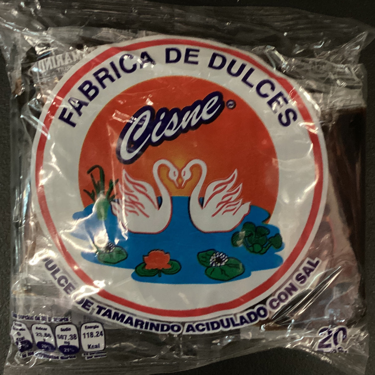 Cisne Tamarind Sweets 20-Piece - 700 Grs. /Cisne Dulces De Tamarindo 20-Piece - 700 Grs.